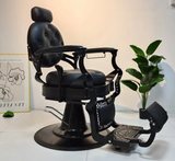 BlackTitan Barber Chair – Ganz in Schwarz gehaltener, von Belmont inspirierter Barber Chair B54